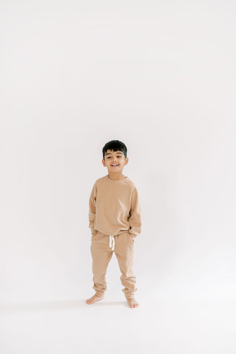 Kids' Fleece Jogger in Biscuit