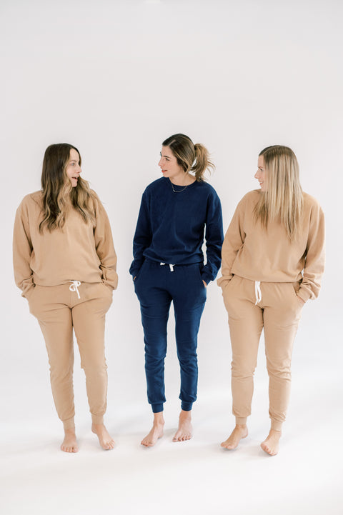 Ladies Fleece Jogger in Biscuit